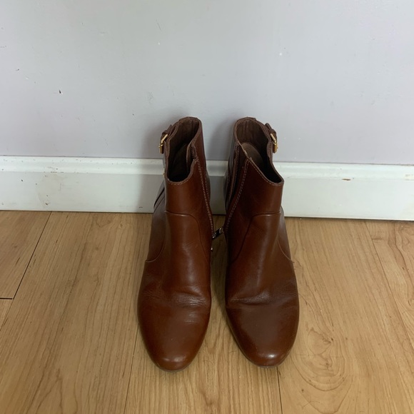 Tory Burch boots, worn a few times, leather rust brown, size 7 - Picture 2 of 2